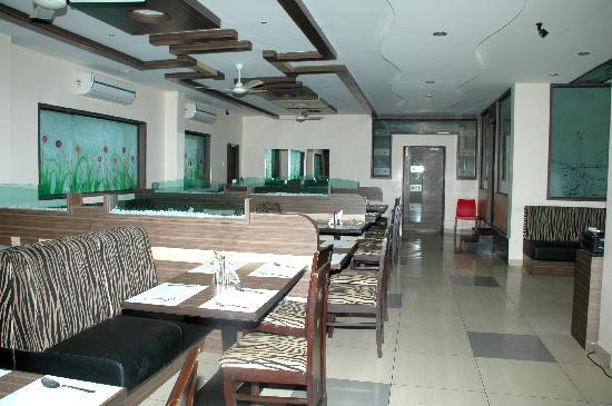 Balaji Grand Hotel